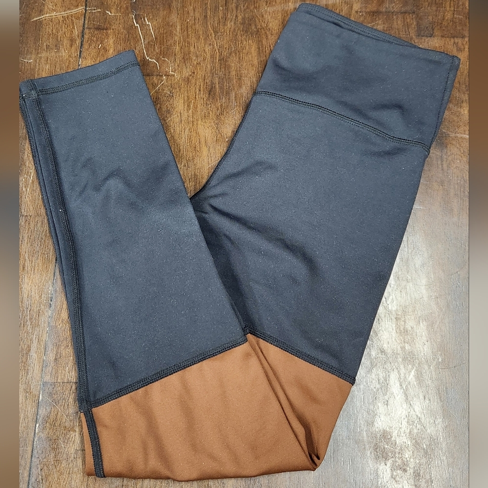 ZYIA Black and Brown Colorblock Leggings